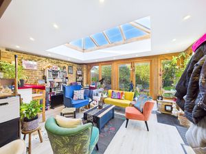 Photo 7- click for photo gallery